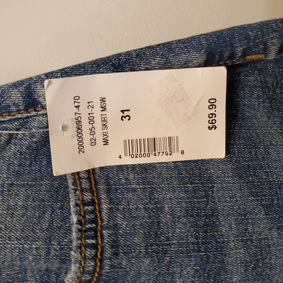 83. NWT - Bootlegger Denim Maxi Skirt - Picture 6 of 7